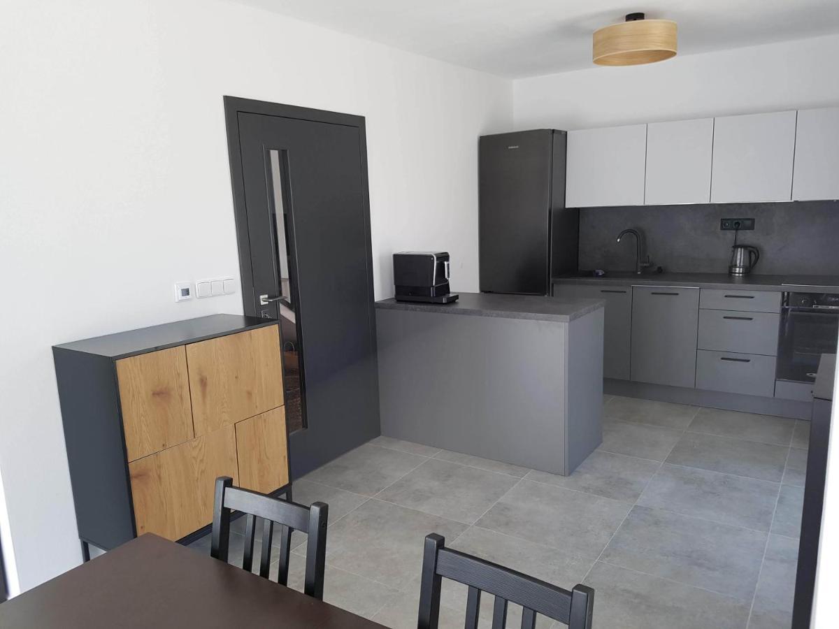 Apartmany Jura Nová Pec Exteriör bild